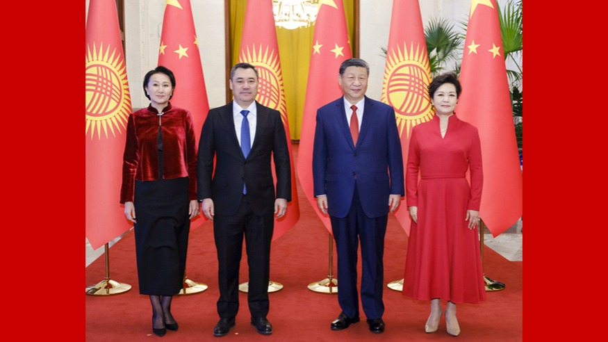 陷入低谷的