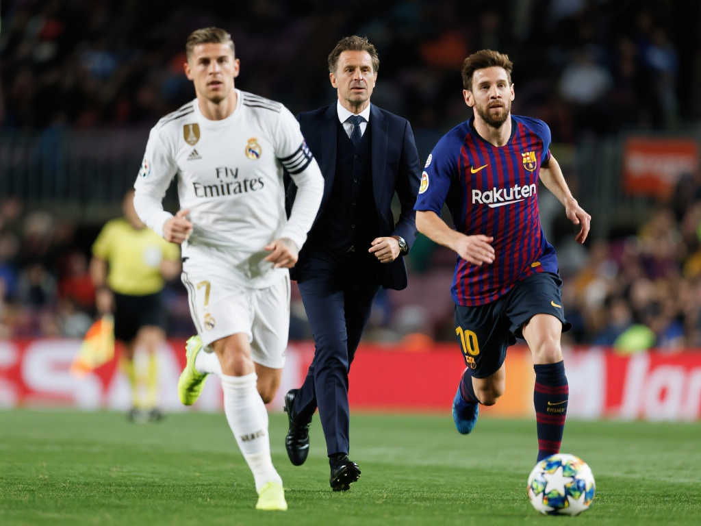 却成为了球 却成为了球